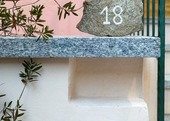 Nido Blu - Vista Apartment Belgirate